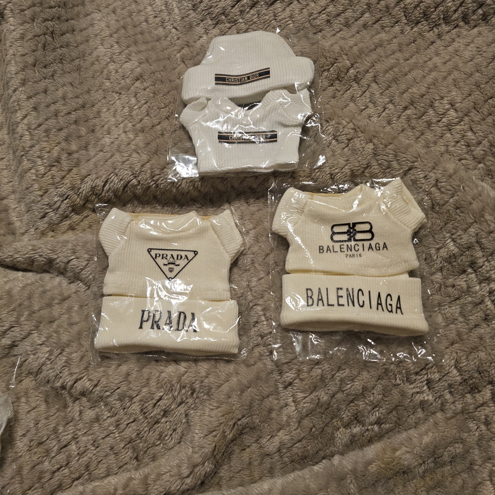 Plush Bag Charm  Tops & Cream Beanies 1 Set  Dior